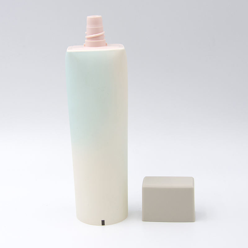Tube cosmétique vide avec bouchon à vis, emballage souple pour fond de teint BB CC crème pour les mains, crème solaire pour les yeux, nettoyant pour masque facial