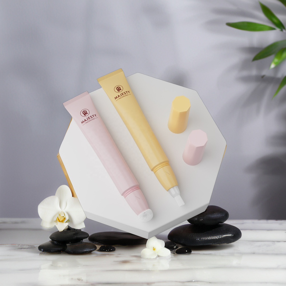 Emballage en plastique vide de tube de lèvre de compression faite sur commande des tubes 10ML 15ML 20ML de crème d'oeil