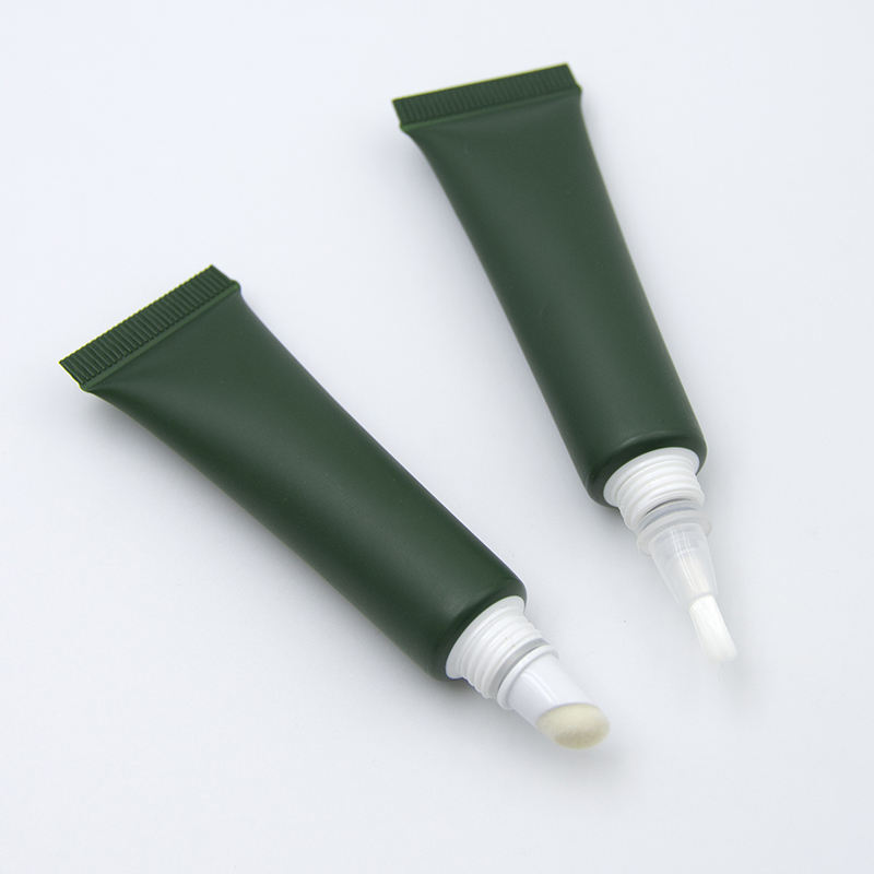 Emballage cosmétique vide en plastique à presser souple, huile pour cuticules, vernis à ongles, Tube d'huile, Tubes de brillant à lèvres, applicateur de baume à lèvres, brosse Spone