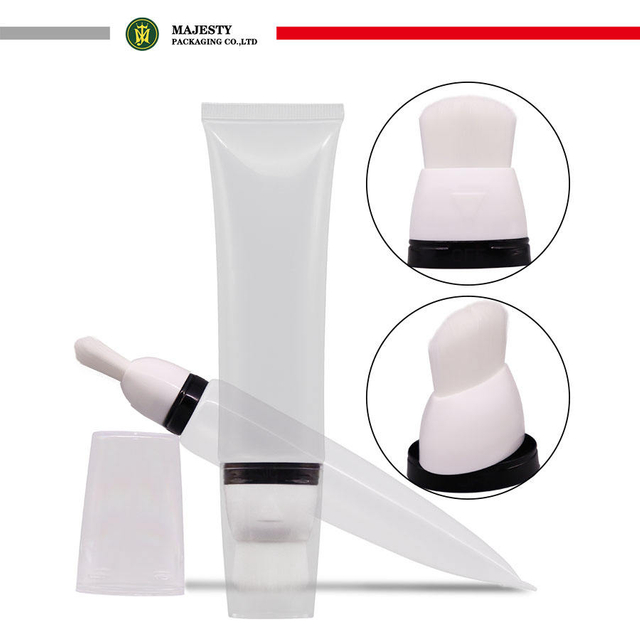 Tube en plastique vide personnalisé avec applicateur à brosse souple pour tube de fond de teint cosmétique