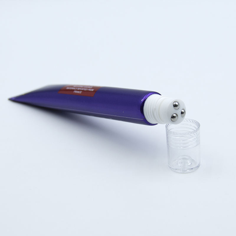 Tubes à presser cosmétiques en plastique vides OEM 30 ml Image plus grande Ajouter au comparateur Partager Tube souple pour les soins de la peau du rouge à lèvres Ey