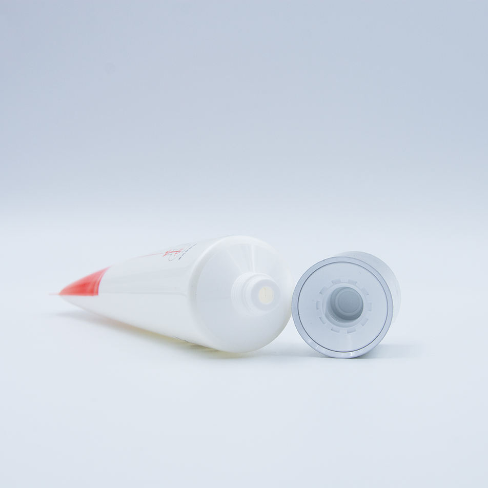 En gros personnalisé 60 ml 100 ml 120 ml 150 ml Logo vide Saupe tubes cosmétiques en plastique Plastic Embally Cream Shampooint Nettoyer Mask