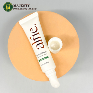 10-25 ml tube de brillant à lèvres en plastique cosmétique 