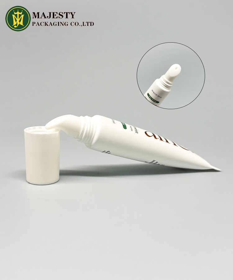 en plastique tube 