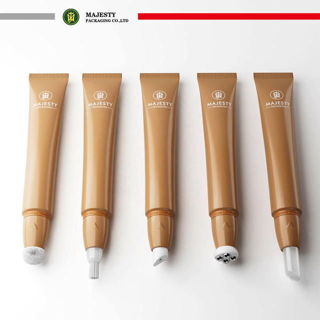 Tube cosmétique en plastique PE avec tête de Massage à bille en acier inoxydable, applicateur de brosse pour brillant à lèvres et lotion, emballage cosmétique