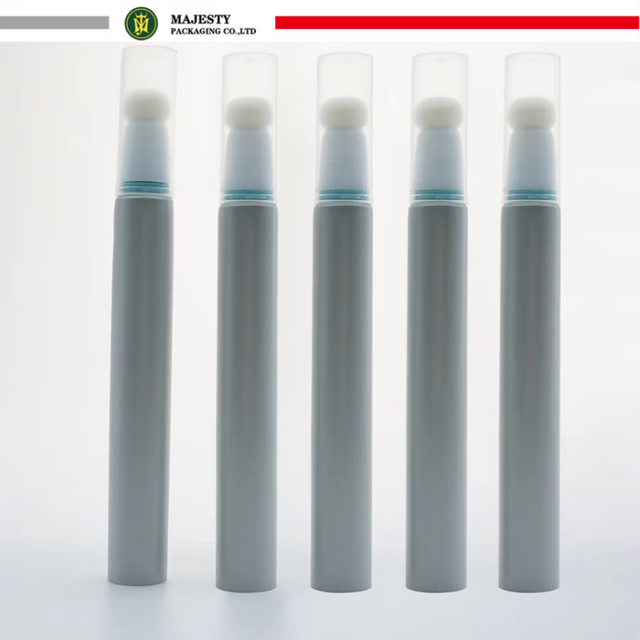 Tube en plastique de petit Volume, emballage de 5ml 10ml 15ml, Tube anti-cernes liquide, éponge douce, applicateur de brosse, Tube cosmétique