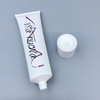 Tube en plastique cosmétique mat de logo personnalisé pour la crème solaire pour le visage, soins de la peau, emballage de lotion pour le corps, tube de crème pour les mains avec bouchon à vis