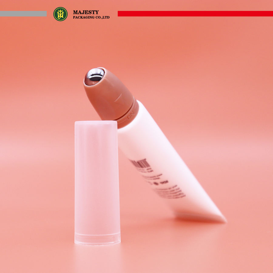 Tubes d'emballage en plastique personnalisés pour baume à lèvres, 5ml/10ml/15ml, avec boule en acier inoxydable, conteneurs vides, Tube de brillant à lèvres en plastique