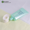 Tube à tube motion nettoyant pour le visage en plastique