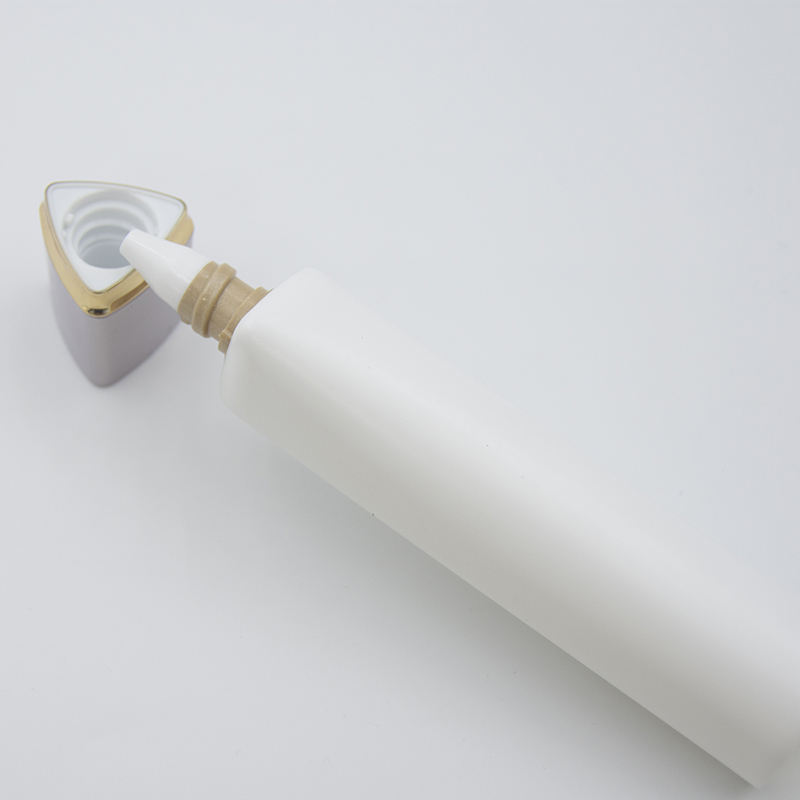 Tube à presser triangulaire avec logo personnalisé, emballage vide de 30mm, crème de lavage du visage, rouge à lèvres, épaisseur de 0.5mm, matériau PP, bouchon à vis, protection solaire