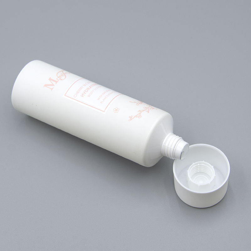 Tubes d'emballage de crème cosmétique pour les mains en PE doux et mat respectueux de l'environnement pour les soins de la peau, masques faciaux de lavage du visage avec espace pour la sérigraphie