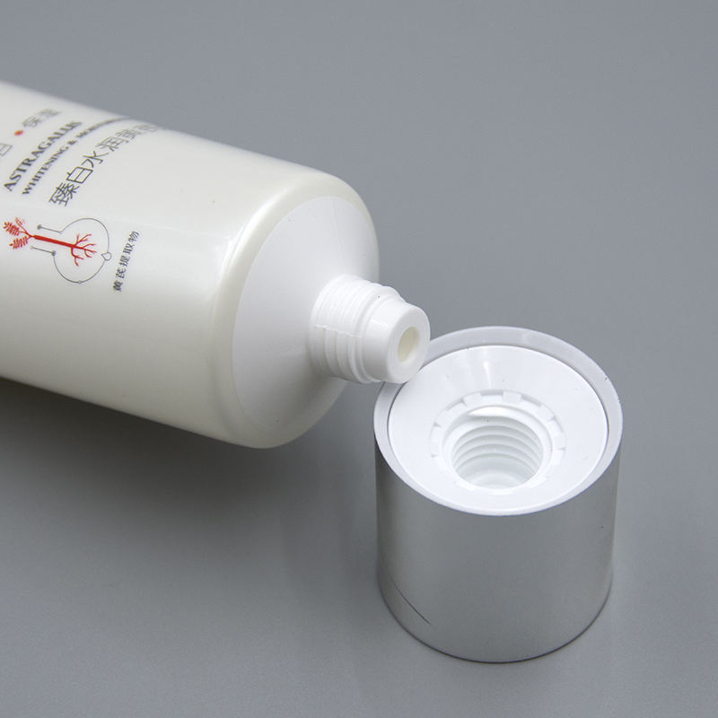 Tube en plastique à presser cosmétique doux personnalisé pour lotion de lavage du visage et emballage de crème pour les mains pour sérum de soin de la peau