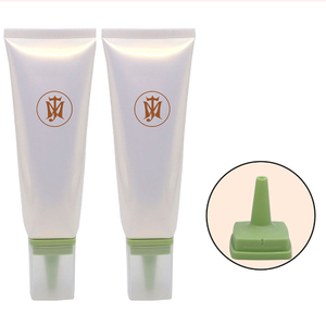 Tubes en plastique de compression de PE de buse longue d'OEM pour des tubes en plastique d'emballage de conditionneur de gel de cheveux de shampooing