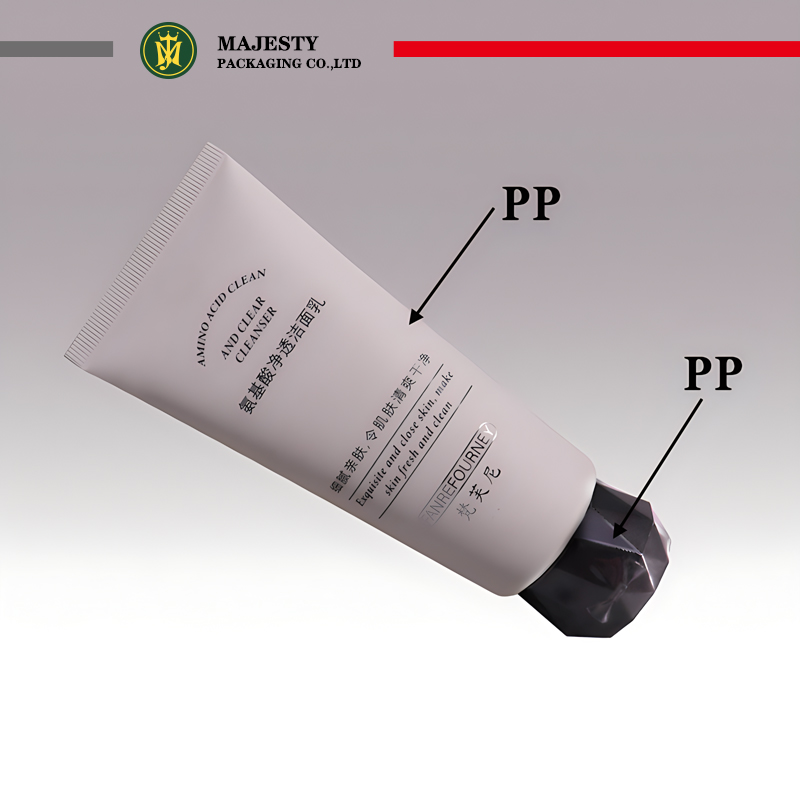 Tube de fond de teint vide personnalisé, capuchon rabattable de 40mm de diamètre, 60 ~ 150ml, pour Mascara et Lotion pour le corps, crème propre pour le visage, usage cosmétique