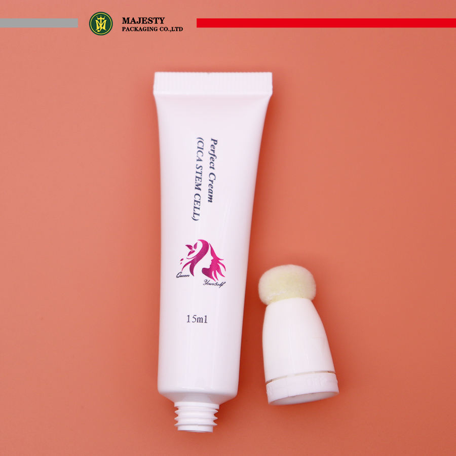 Tube cosmétique en plastique, emballage de rouge à lèvres, Tube de Blush liquide avec applicateur de brosse douce, petit Volume 10ml 15ml 30ml