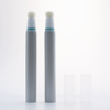 Tubes de brillant à lèvres Orange avec Logo personnalisé de 10ml, cosmétiques vides en plastique avec applicateur de brosse floquée pour le maquillage du visage et du masque