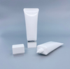 Tube cosmétique PE en plastique souple de forme carrée, emballage à presser pour crème pour les mains avec papier d'étiquetage, matériel pour soins de la peau et rouge à lèvres