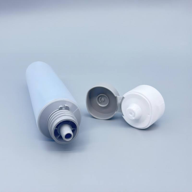Tube en plastique cosmétique de double chambre de double crème d'OEM 150ml deux pour mélanger des ingrédients