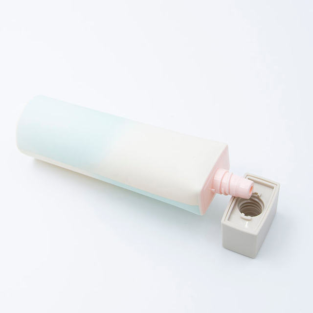 Tube cosmétique vide avec bouchon à vis, emballage souple pour fond de teint BB CC crème pour les mains, crème solaire pour les yeux, nettoyant pour masque facial