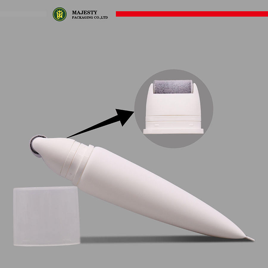 Tube en plastique personnalisé avec applicateur de massage à barre à rouleaux pour le tube à rouleaux cosmétique Soins corporels