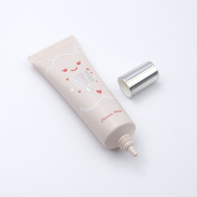 Crème liquide de fond de teint BB OEM15ML, pointe de buse longue, couvercle à vis, Tube cosmétique PE, emballage, crème solaire pour les yeux avec Tube à presser