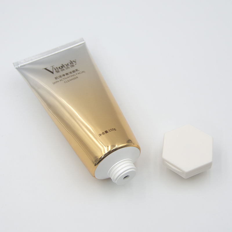 Tube à presser en plastique et aluminium laminé BB Cream imprimé personnalisé, emballage à couvercle rabattable avec logo pour lotion de soin des lèvres de protection solaire