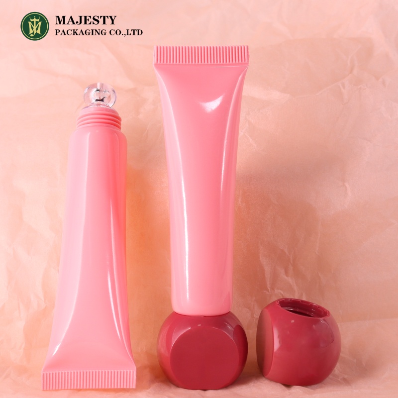 Tube cosmétique Ball