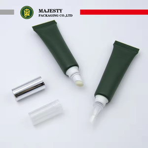 Tubes en plastique souple PE OEM et ODM 10ml, avec brosse et applicateur en Silicone, brillant à lèvres, bâton à lèvres, baume à lèvres, Tube de brosse à ongles