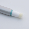 Tubes de brillant à lèvres Orange avec Logo personnalisé de 10ml, cosmétiques vides en plastique avec applicateur de brosse floquée pour le maquillage du visage et du masque