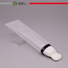 Tube en plastique vide personnalisé avec applicateur à brosse souple pour tube de fond de teint cosmétique