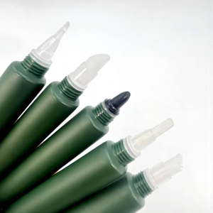 Tubes à presser de luxe pour brillant à lèvres, Surface sérigraphiée, respectueux de la peau, emballage et applicateur de crème pour les yeux