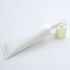 Tube de Gel nettoyant pour le visage, en plastique cosmétique souple de forme carrée OEM, 50ml, utilisé pour le maquillage et le sérum avec dessus à vis