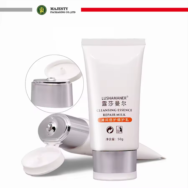 Tube mou cosmétique en plastique d'ODM d'OEM pour l'emballage de crème solaire Tube d'emballage de crème de BB avec l'emballage de crème solaire de forme ovale