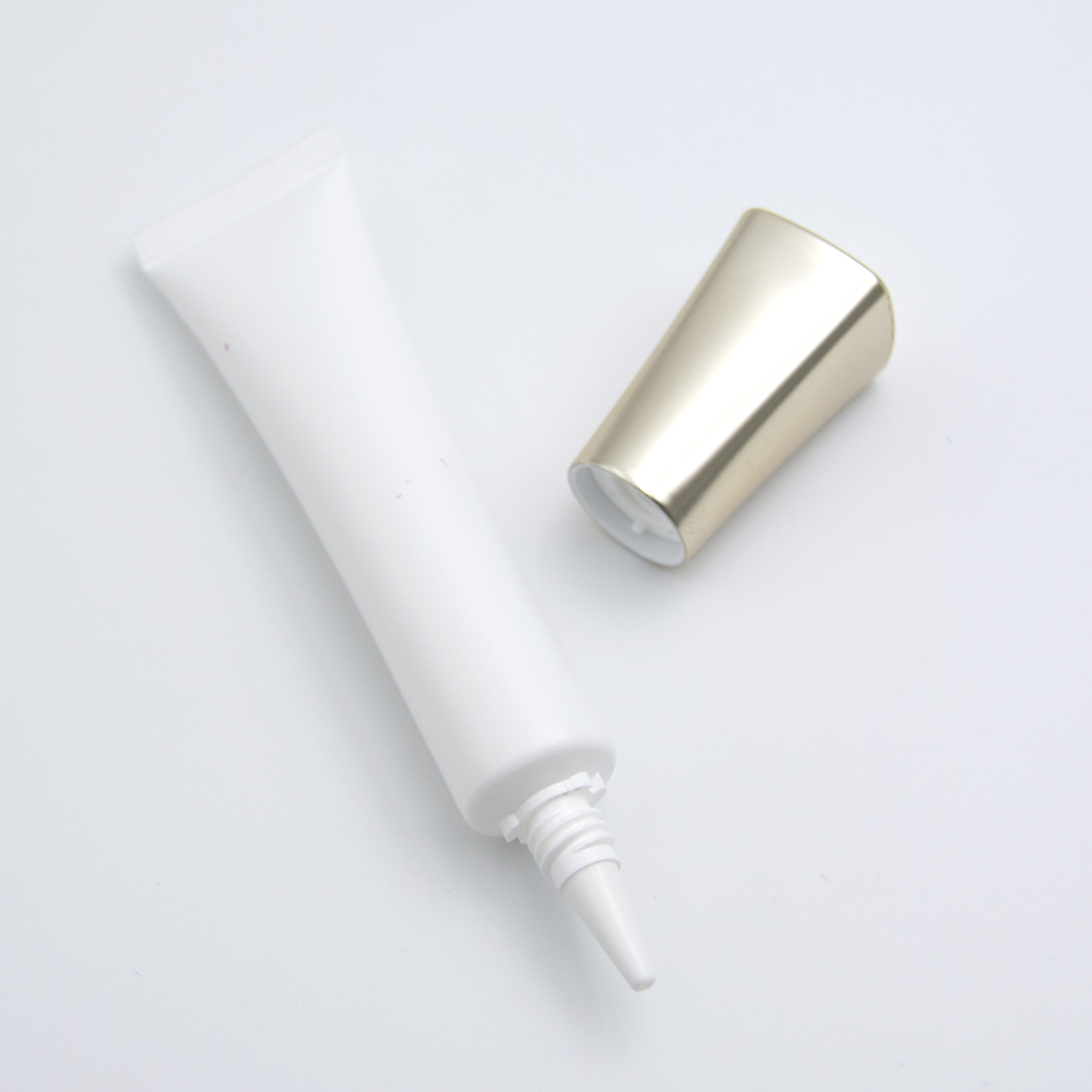 Tube de crème pour les yeux en plastique PE, petit Volume 10ml 20ml 30ml, avec applicateur de buse pointu, Tubes en plastique cosmétiques vides