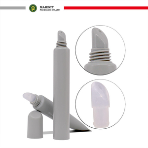 OEM et ODM Mini petits Tubes en plastique souple PE de 10 ml avec pointe en Silicone pointe PE brillant à lèvres bâton à lèvres baume à lèvres conception à presser
