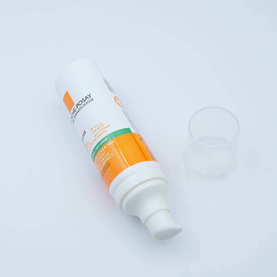 Tube de pompe sans air en plastique vide personnalisé pour crème solaire BB crème fond de teint emballage pour masques de crème solaire pour les yeux