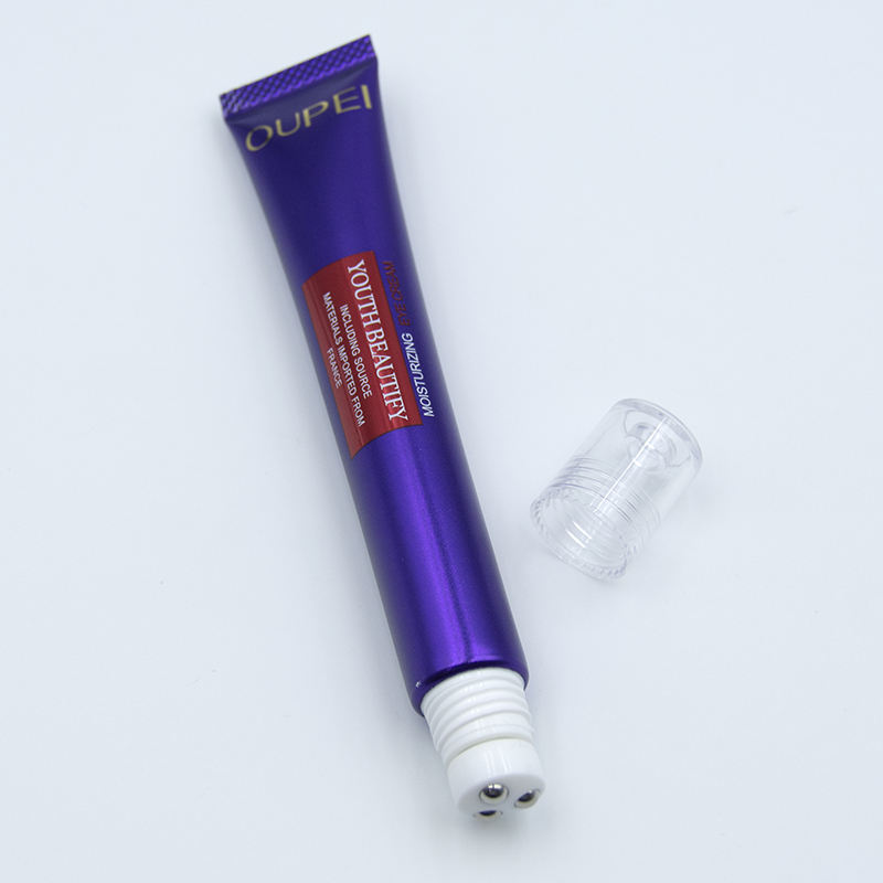Tubes à presser cosmétiques en plastique vides OEM 30 ml Image plus grande Ajouter au comparateur Partager Tube souple pour les soins de la peau du rouge à lèvres Ey