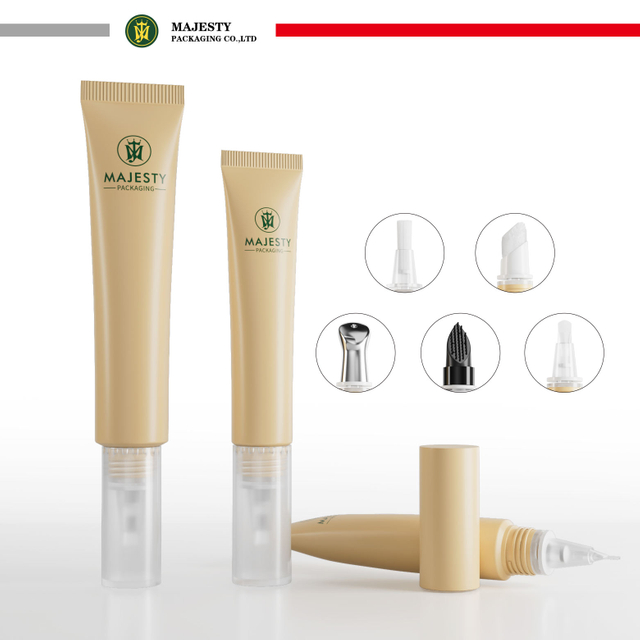 Tube multifonction 10-15ml, différentes têtes d'applicateur, Tube de brillant à lèvres cosmétique, Tube de crème pour les yeux, emballage plastique cosmétique