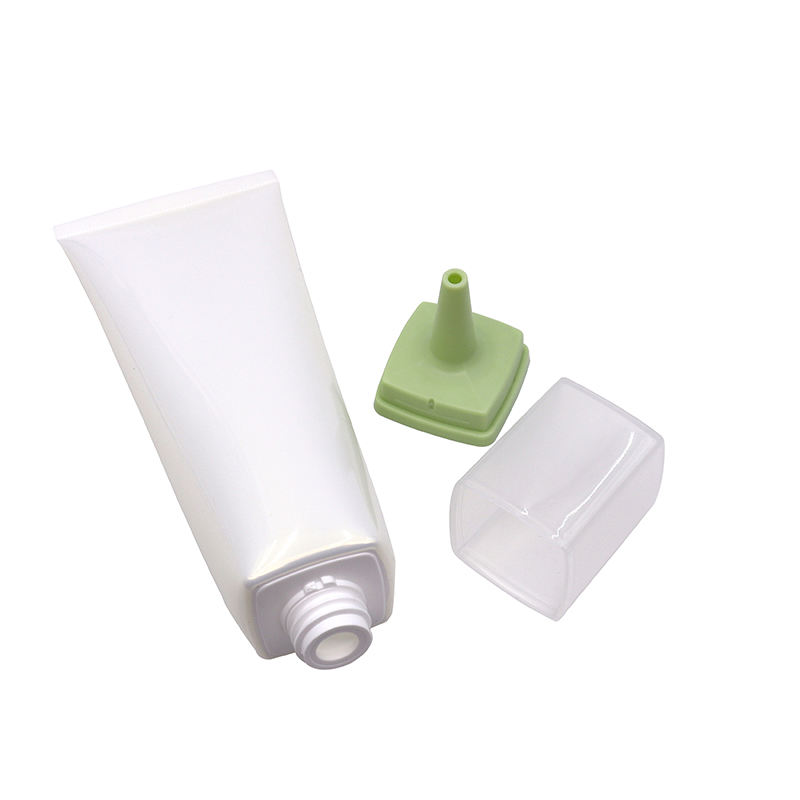 Tubes en plastique de compression de PE de buse longue d'OEM pour des tubes en plastique d'emballage de conditionneur de gel de cheveux de shampooing