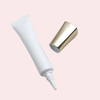 Tubes en plastique à capuchon carré OEM pour fond de teint liquide, crème pour les yeux, sérum-30 ml et 50 ml, forme ovale avec buse longue pour l'emballage