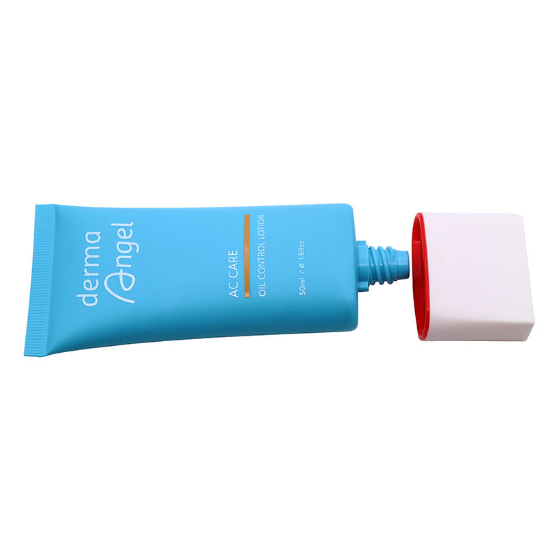 Tubes en plastique PE plats ovales OEM 30ml/50ml, pour cosmétiques, emballage à presser, bouchon à vis sérigraphié, crème solaire, fond de teint BB crème