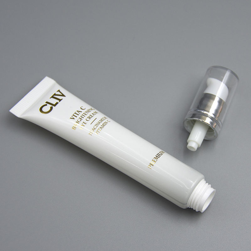 Tube d'emballage de crème essentielle PE souple personnalisé, tête de pompe sans air pour crème solaire pour le visage et les yeux, liquide de fond de teint BB CC