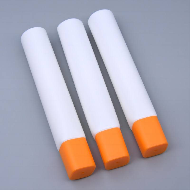 Tube cosmétique de forme carrée OEM 50ml, buse à presser vide et souple, crème de fond de teint, soins de la peau, crème pour les yeux, impression d'écran