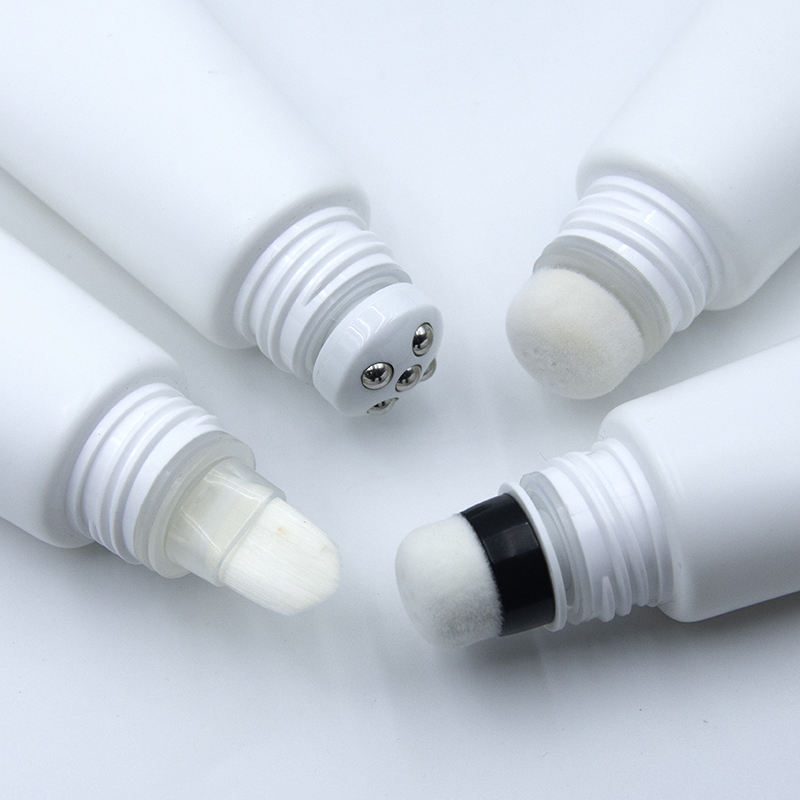 Tube de crème à presser cosmétique multifonction personnalisé, pour le lavage du visage et la crème pour les yeux, brosse en silicone, boule roulante, emballage en plastique