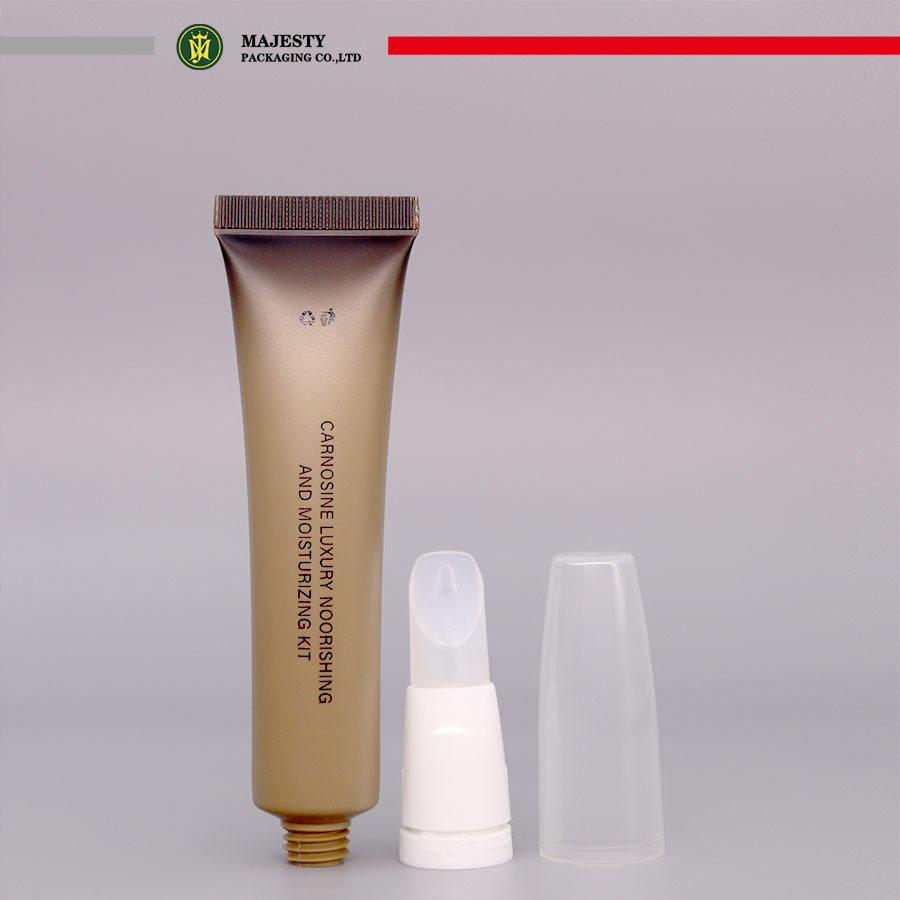 Tube rond de récipient de baume à lèvres de rouge à lèvres de brillant à lèvres de 8ml 10ml 15ml avec la brosse ou la tête de Silicone emballage de Tube cosmétique fonctionnel