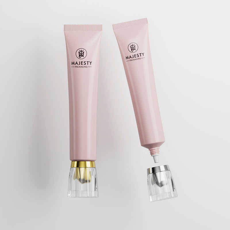 Tube en plastique d'emballage souple personnalisé pour fond de teint BB, crème liquide pour les yeux, pointe de buse longue avec capuchon en acrylique pour crème solaire pour les lèvres