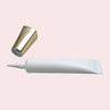 Tubes en plastique à capuchon carré OEM pour fond de teint liquide, crème pour les yeux, sérum-30 ml et 50 ml, forme ovale avec buse longue pour l'emballage