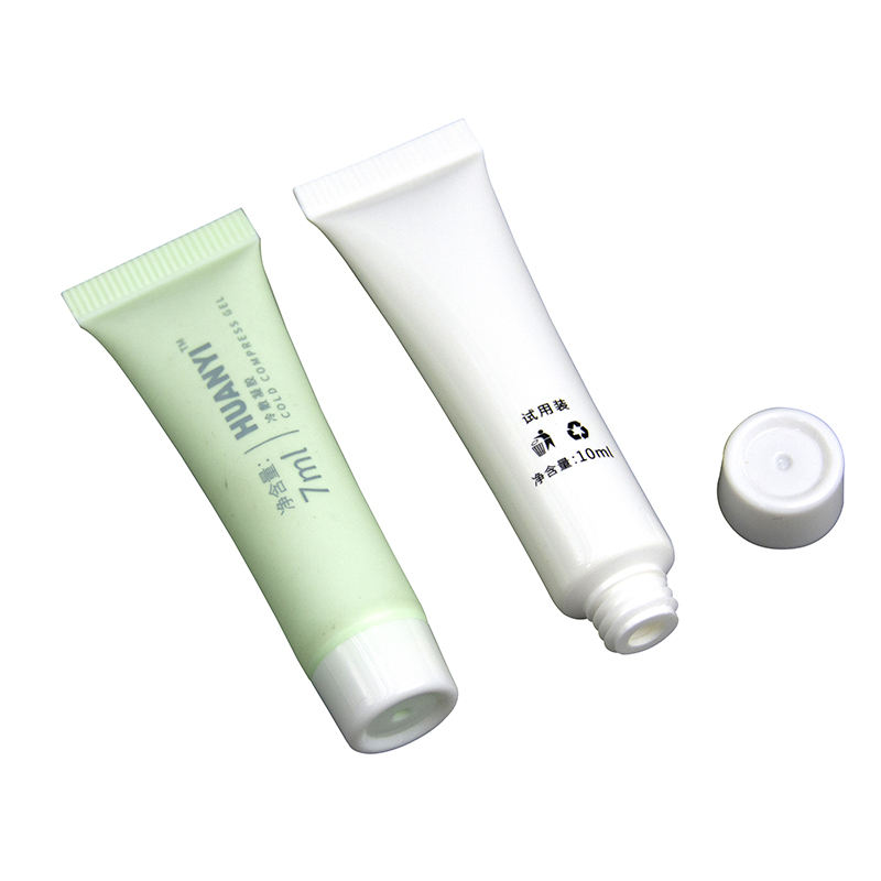 Échantillons vides cosmétiques en plastique de tube de compression de logo fait sur commande pour le masque nettoyant de gel de crème de visage de base de protection solaire