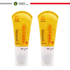 Rouleau de tube en plastique cosmétique sur des tubes avec une grosse bille applicateur de soins personnels Utiliser du plastique